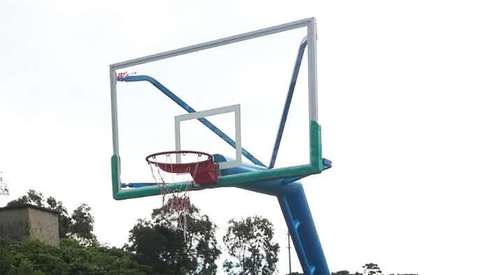  珠海石景山公园与合作移动单臂篮球架工程案例 